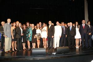 100latinos1