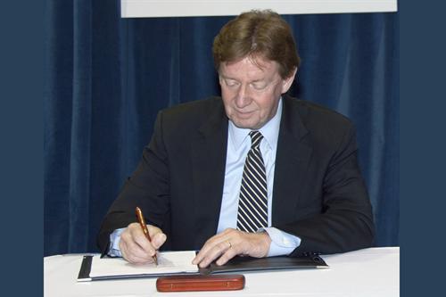 Dr. Neil Kerwin