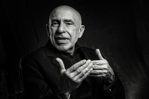 Dr. Mario García