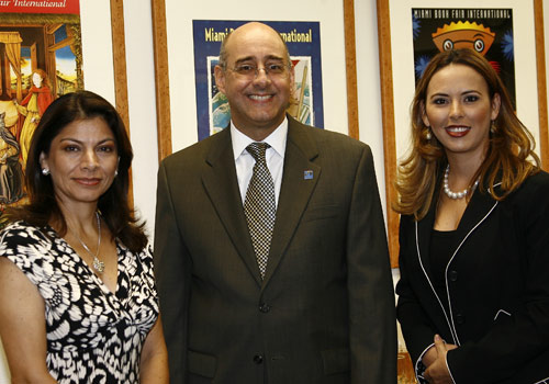 Costa Rican Vice President Laura Chinchilla Miranda, Wolfson Campus President Dr. Rolando Montoya and Costa Rican Consul General Lorena Sanchez-Urpi