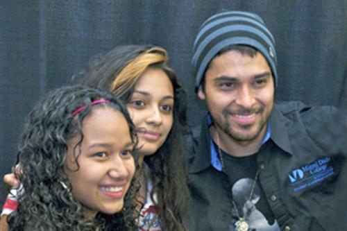 Wilmer Valderrama and students
