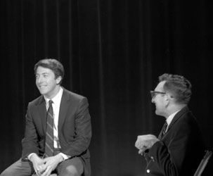Dustin Hoffman and an interviewer at MDC