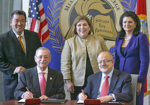 Joe Chi, Cpt. William Alexander, Patricia Arias, Dr. Eduardo J. Padrón and Vivian Donnell Rodríguez