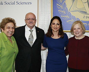 University of Miami President Donna Shalala, President Padrón, Gloria Estefan and Leslie Cohen Berlowitz 