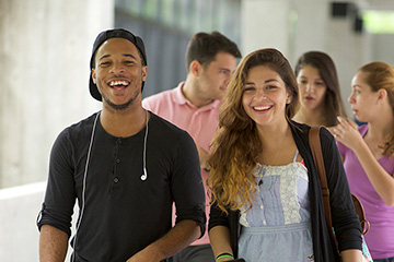 Miali and her college friends having fun