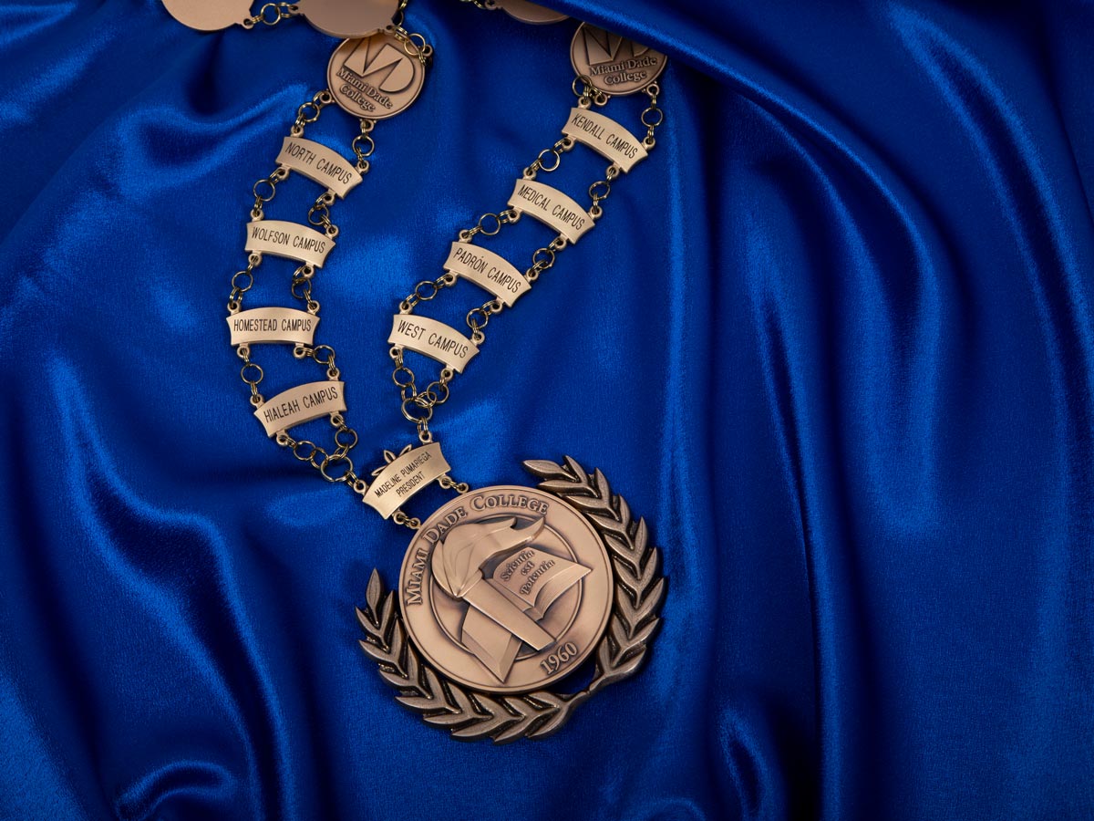 Presidential medallion