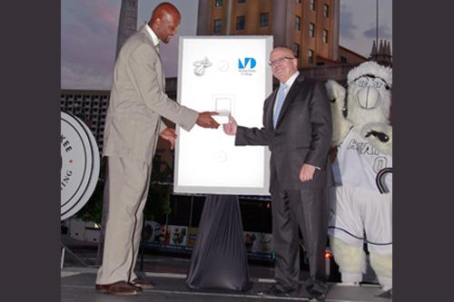Alonzo Mourning and MDC President Dr. Eduardo J. Padrón